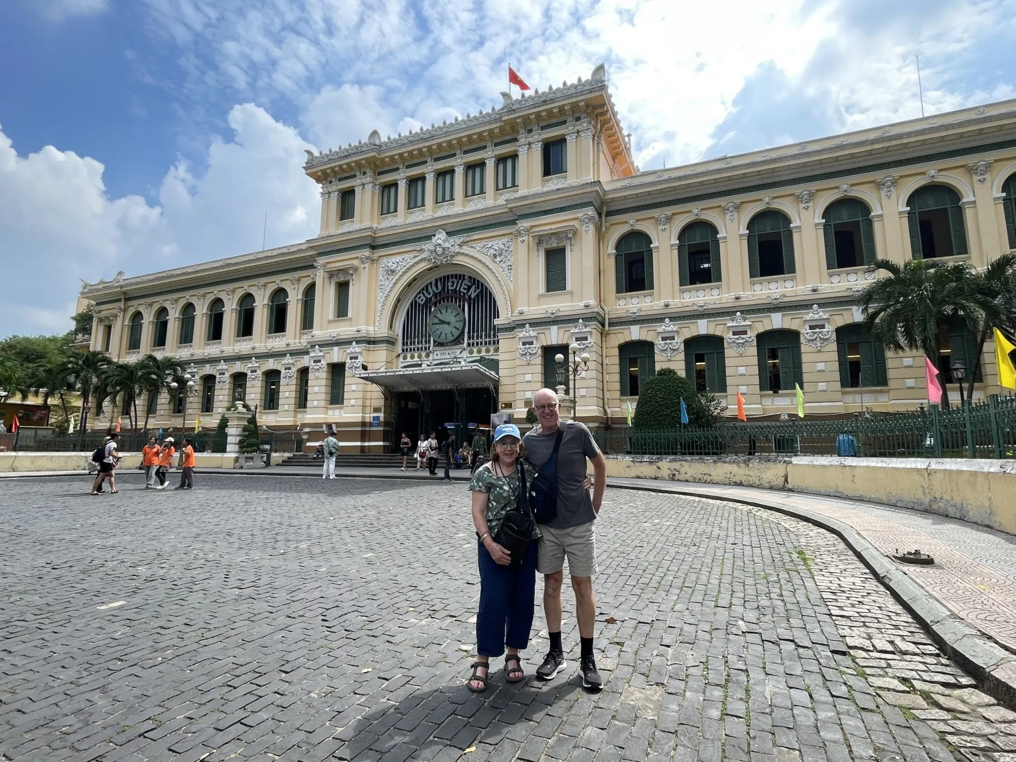 Sài Gòn Custom Tour